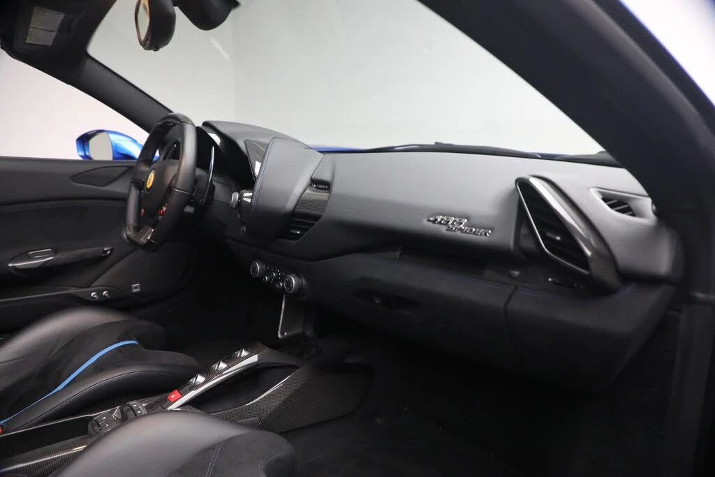 2017 Ferrari 488 Spider - Image 19 of 31