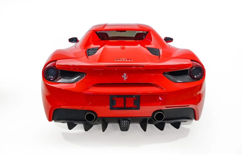 2017 Ferrari 488 Spider - Image 7 of 31