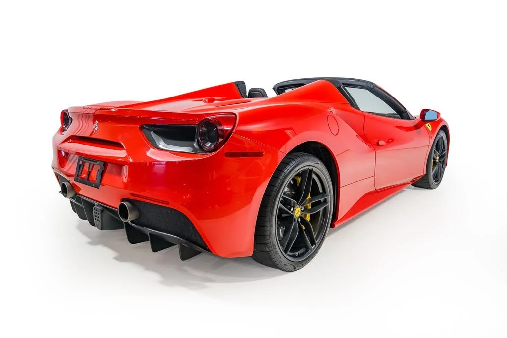 2017 Ferrari 488 Spider - Image 19 of 31