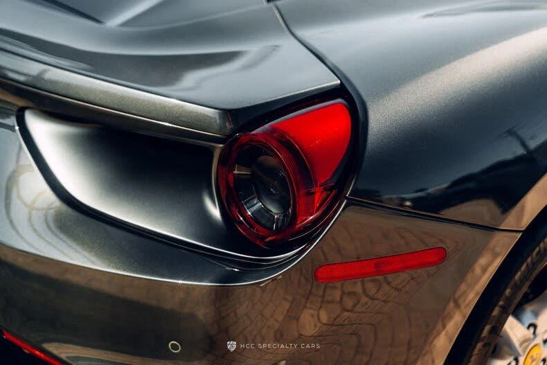 2017 Ferrari 488 Spider - Image 24 of 31