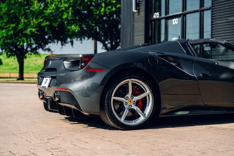 2017 Ferrari 488 Spider - Image 21 of 31