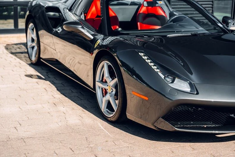 2017 Ferrari 488 Spider - Image 4 of 31