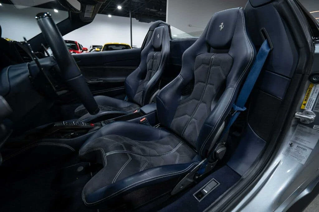 2017 Ferrari 488 Spider - Image 5 of 7