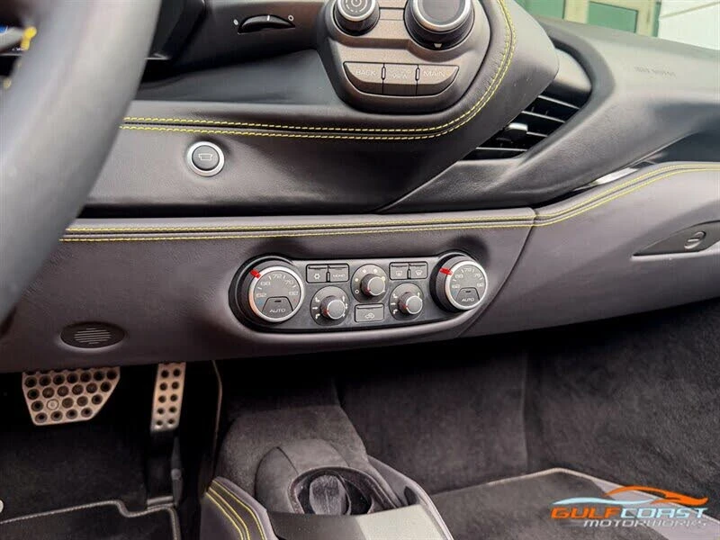 2017 Ferrari 488 Spider - Image 16 of 31