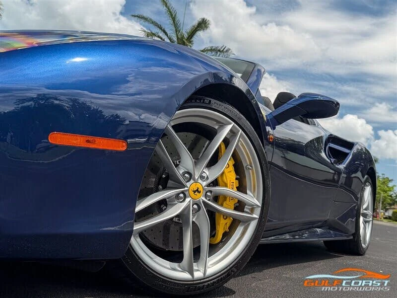 2017 Ferrari 488 Spider - Image 11 of 31