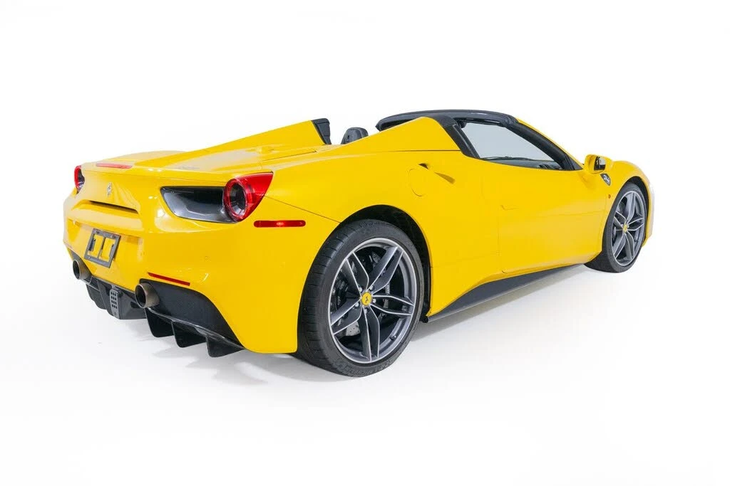 2017 Ferrari 488 Spider - Image 19 of 31