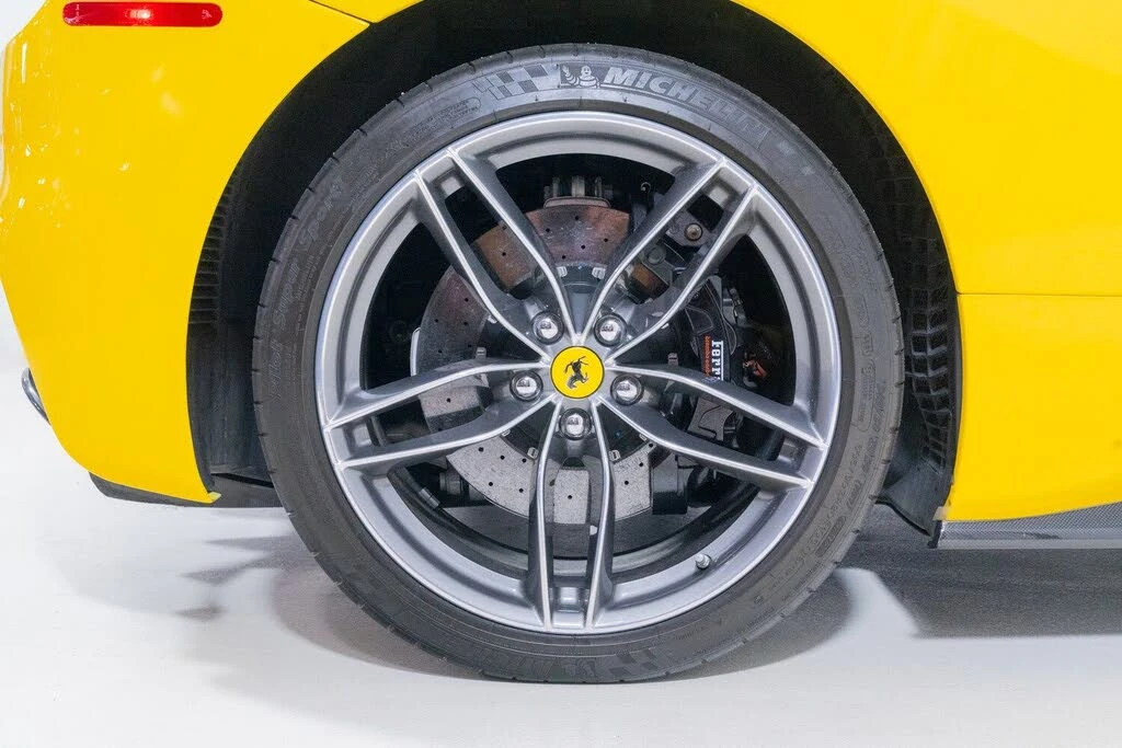 2017 Ferrari 488 Spider - Image 25 of 31