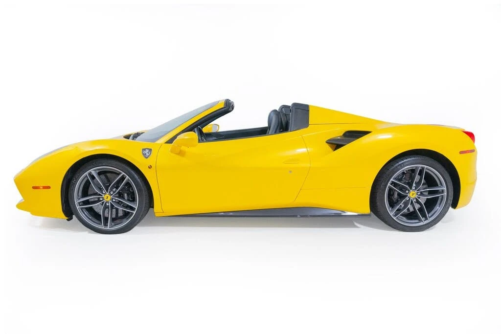 2017 Ferrari 488 Spider - Image 15 of 31