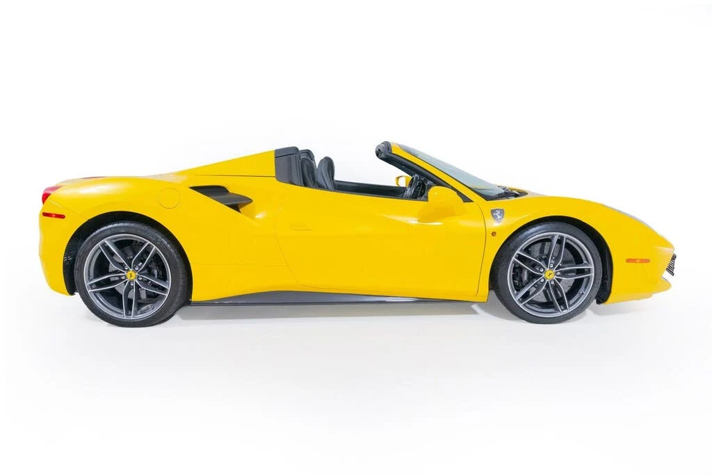 2017 Ferrari 488 Spider - Image 20 of 31