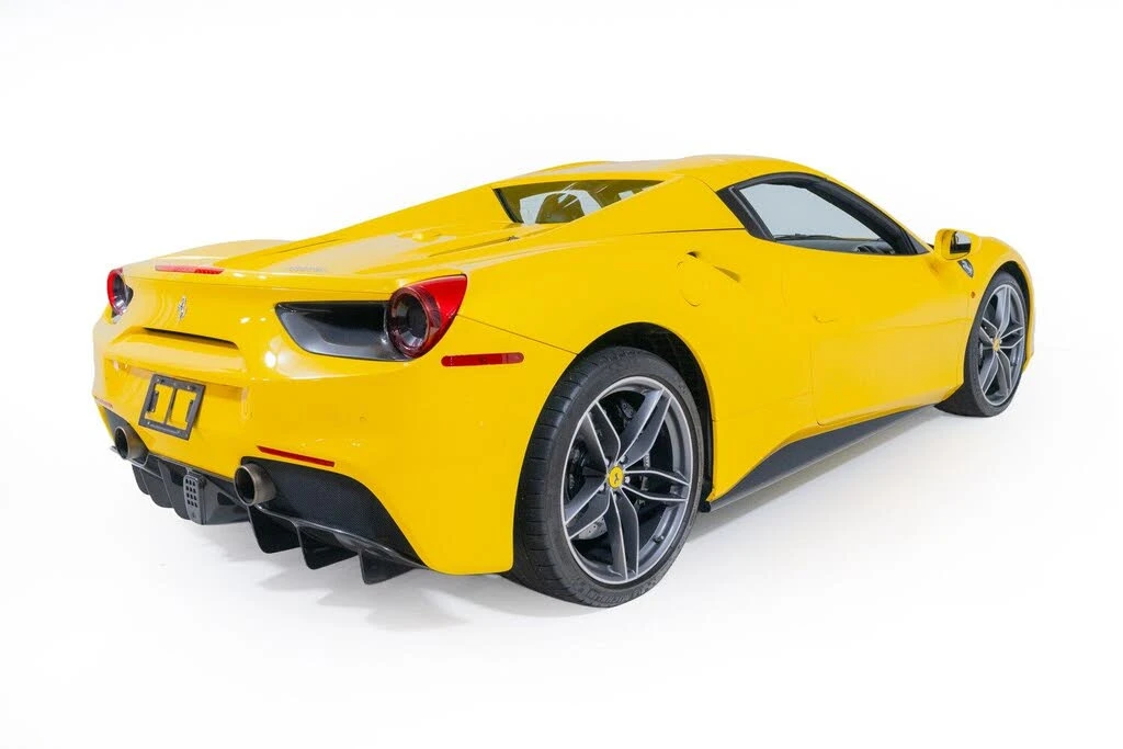 2017 Ferrari 488 Spider - Image 9 of 31