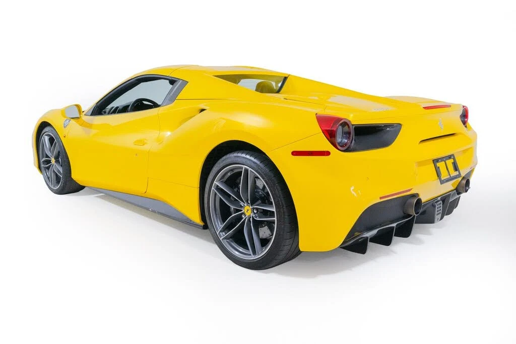 2017 Ferrari 488 Spider - Image 4 of 31
