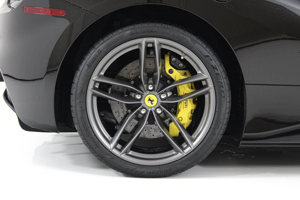 2017 Ferrari 488 Spider - Image 21 of 31