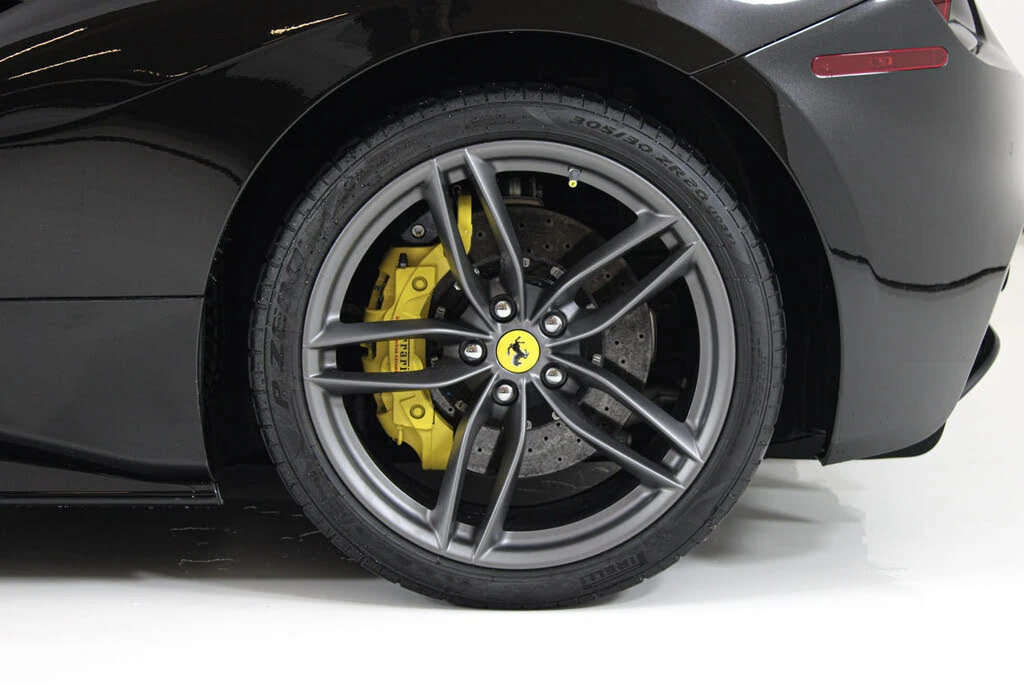 2017 Ferrari 488 Spider - Image 20 of 31