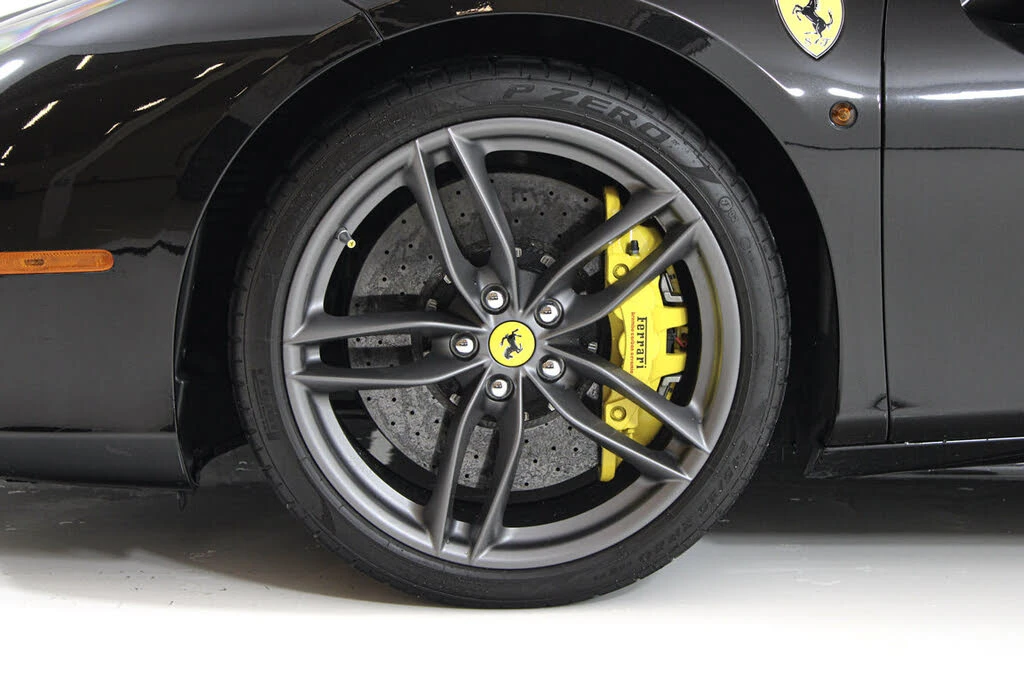 2017 Ferrari 488 Spider - Image 19 of 31
