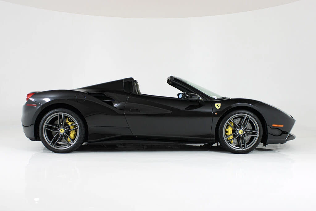 2017 Ferrari 488 Spider - Image 12 of 31