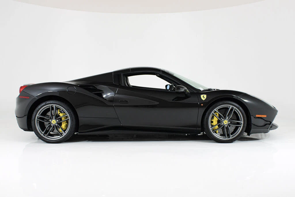 2017 Ferrari 488 Spider - Image 13 of 31