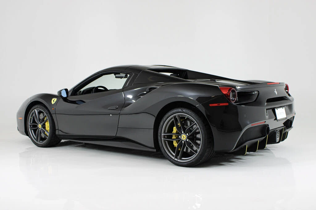 2017 Ferrari 488 Spider - Image 8 of 31