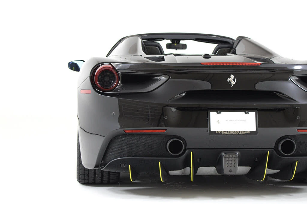 2017 Ferrari 488 Spider - Image 24 of 31
