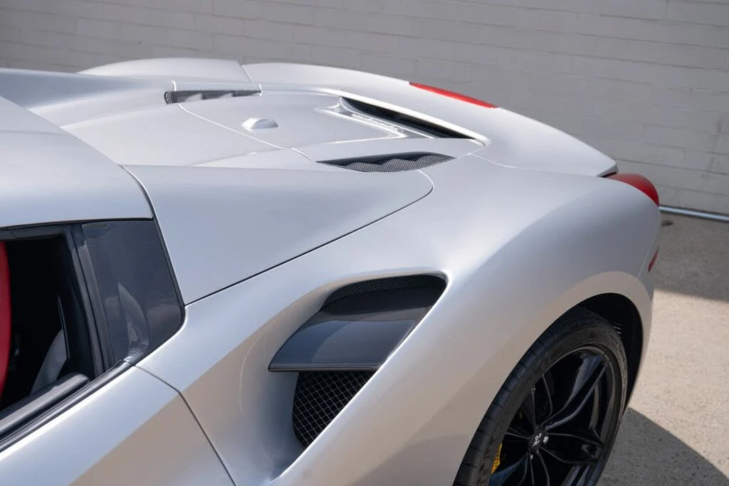 2017 Ferrari 488 Spider - Image 17 of 31