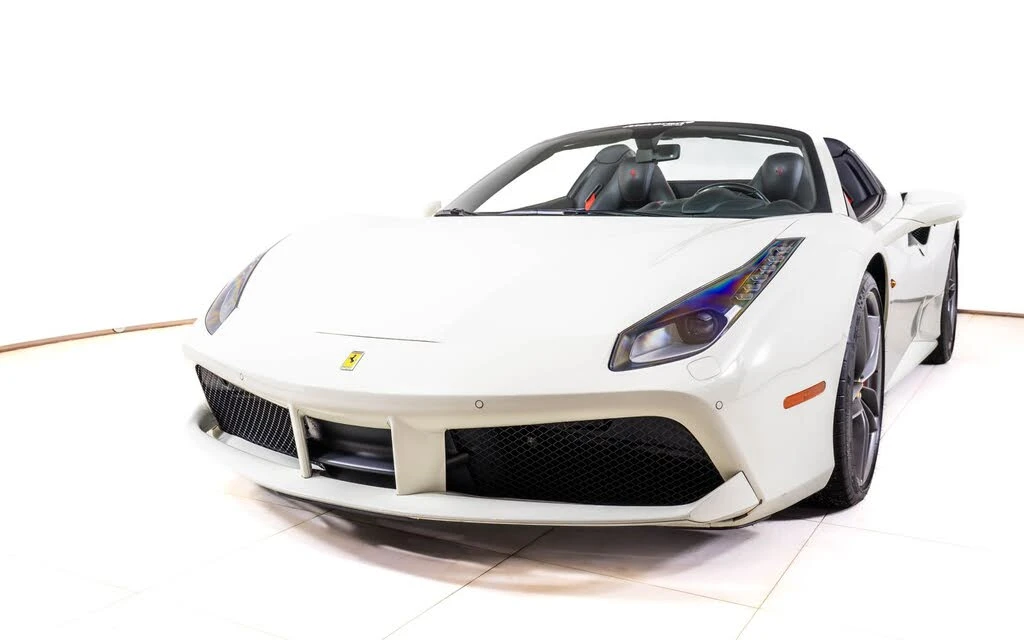 2017 Ferrari 488 Spider - Image 11 of 27