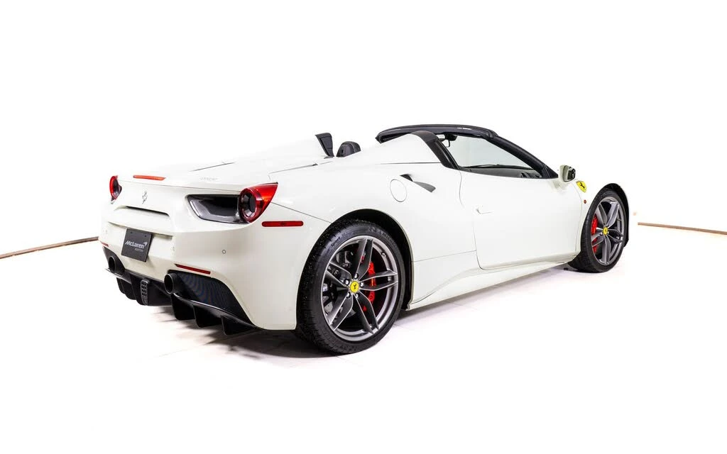 2017 Ferrari 488 Spider - Image 7 of 27