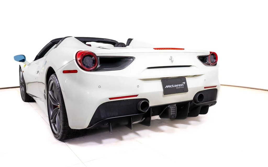 2017 Ferrari 488 Spider - Image 12 of 27