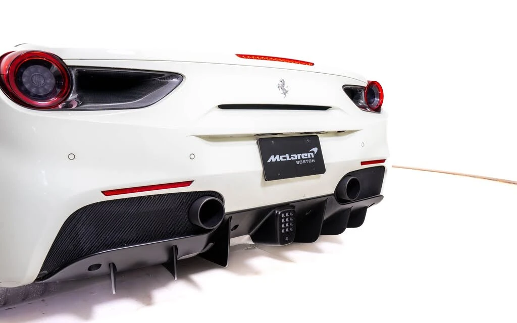 2017 Ferrari 488 Spider - Image 13 of 27
