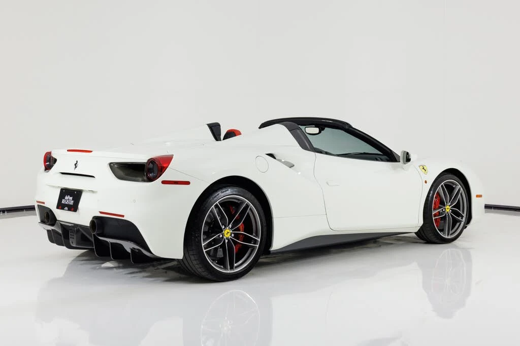 2017 Ferrari 488 Spider - Image 3 of 31