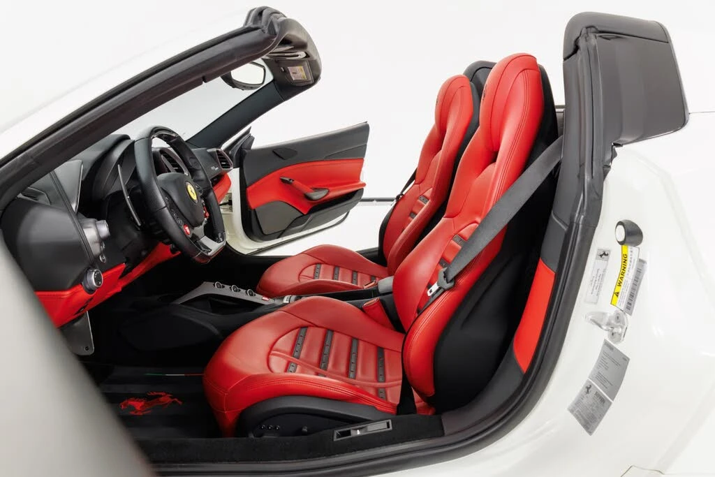 2017 Ferrari 488 Spider - Image 17 of 31