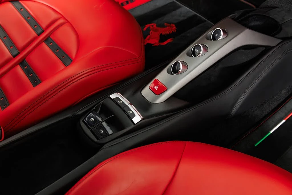 2017 Ferrari 488 Spider - Image 27 of 31