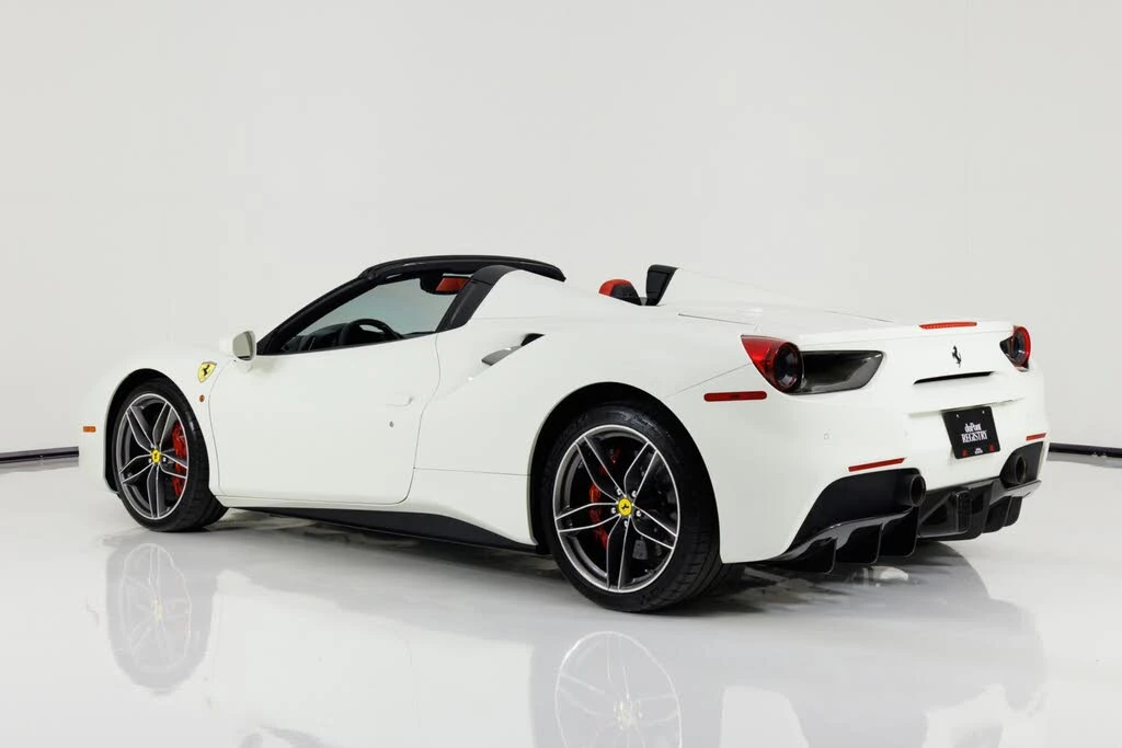 2017 Ferrari 488 Spider - Image 6 of 31