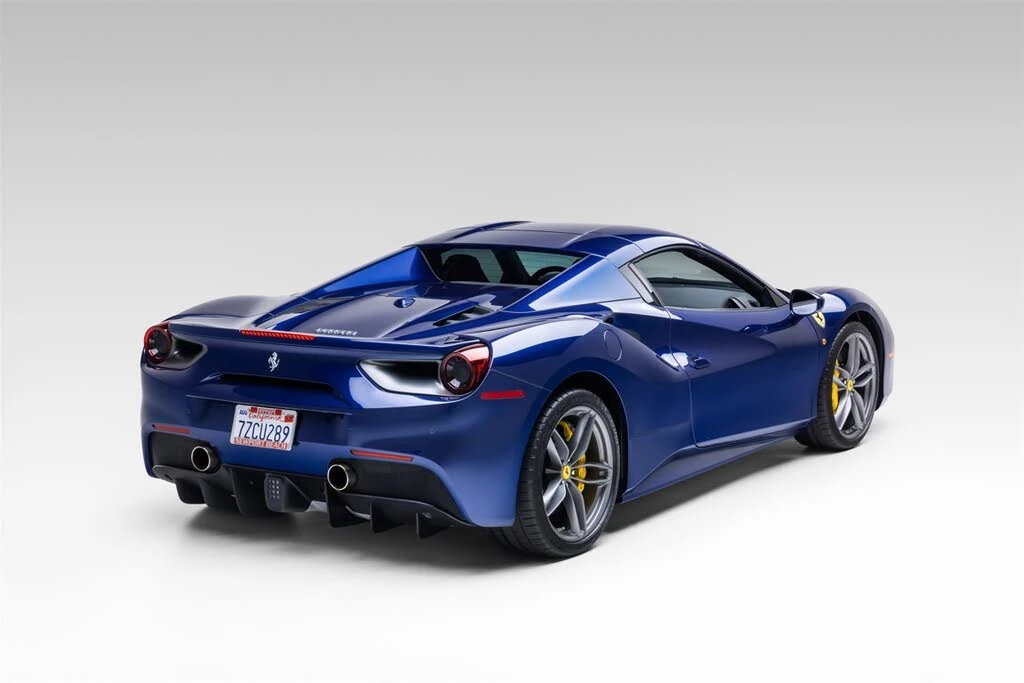 2017 Ferrari 488 Spider - Image 14 of 31