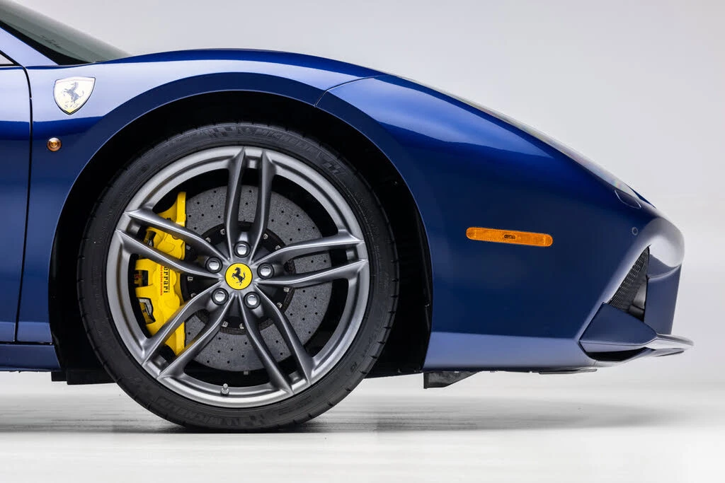 2017 Ferrari 488 Spider - Image 20 of 31