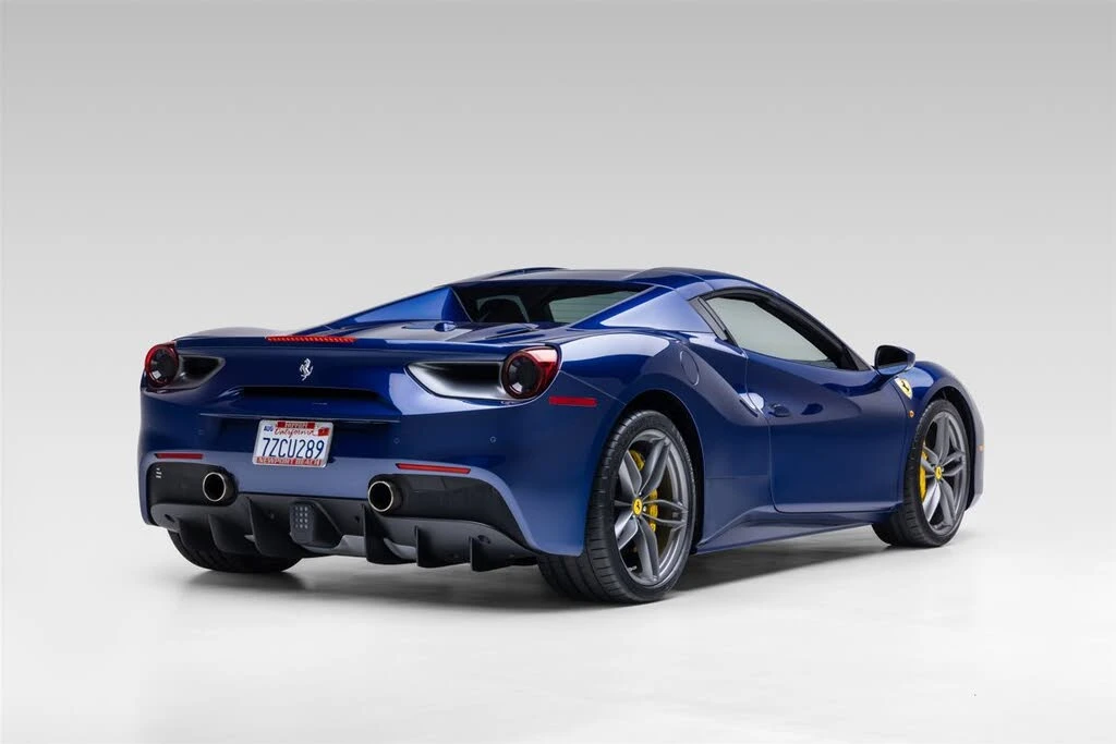 2017 Ferrari 488 Spider - Image 10 of 31