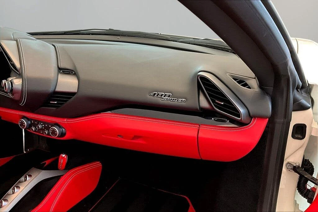 2017 Ferrari 488 Spider - Image 20 of 29