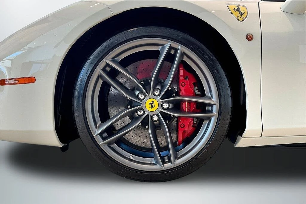 2017 Ferrari 488 Spider - Image 27 of 29
