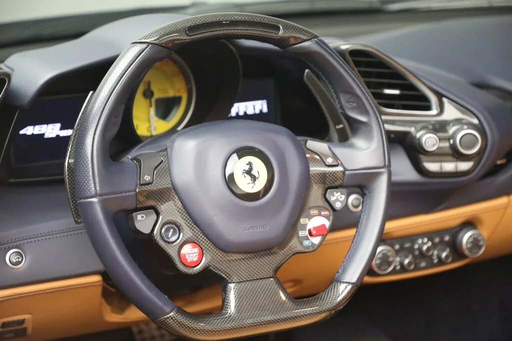 2017 Ferrari 488 Spider - Image 21 of 31
