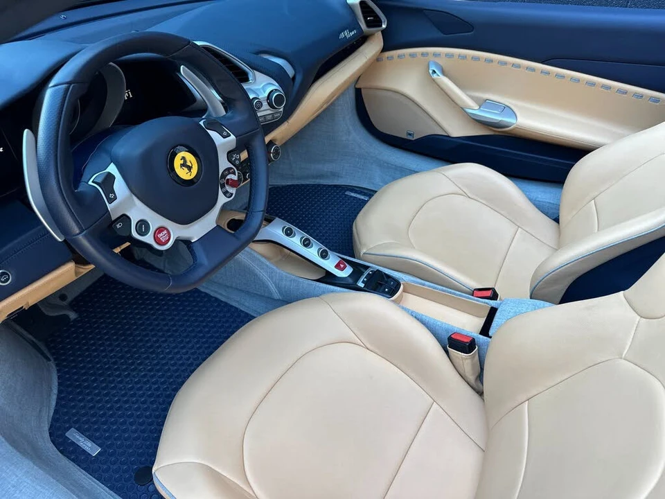 2017 Ferrari 488 Spider - Image 4 of 31
