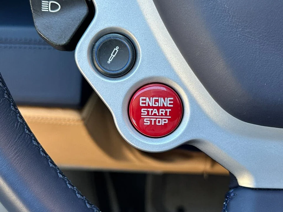 2017 Ferrari 488 Spider - Image 28 of 31