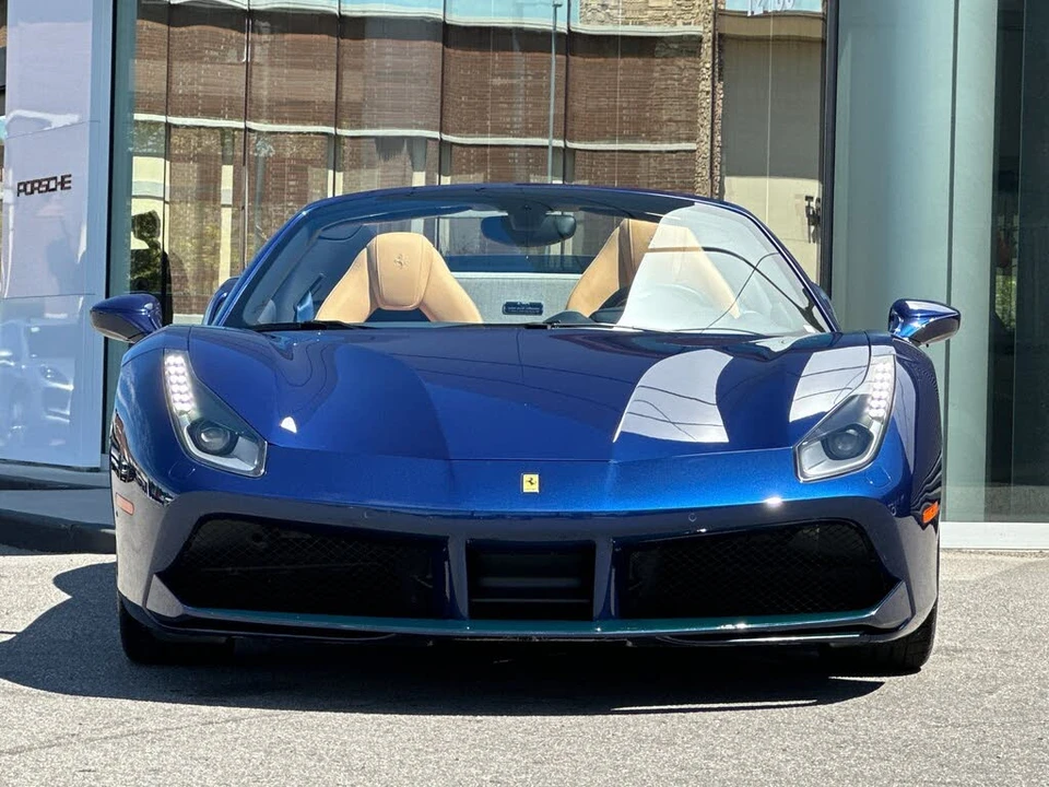 2017 Ferrari 488 Spider - Image 11 of 31