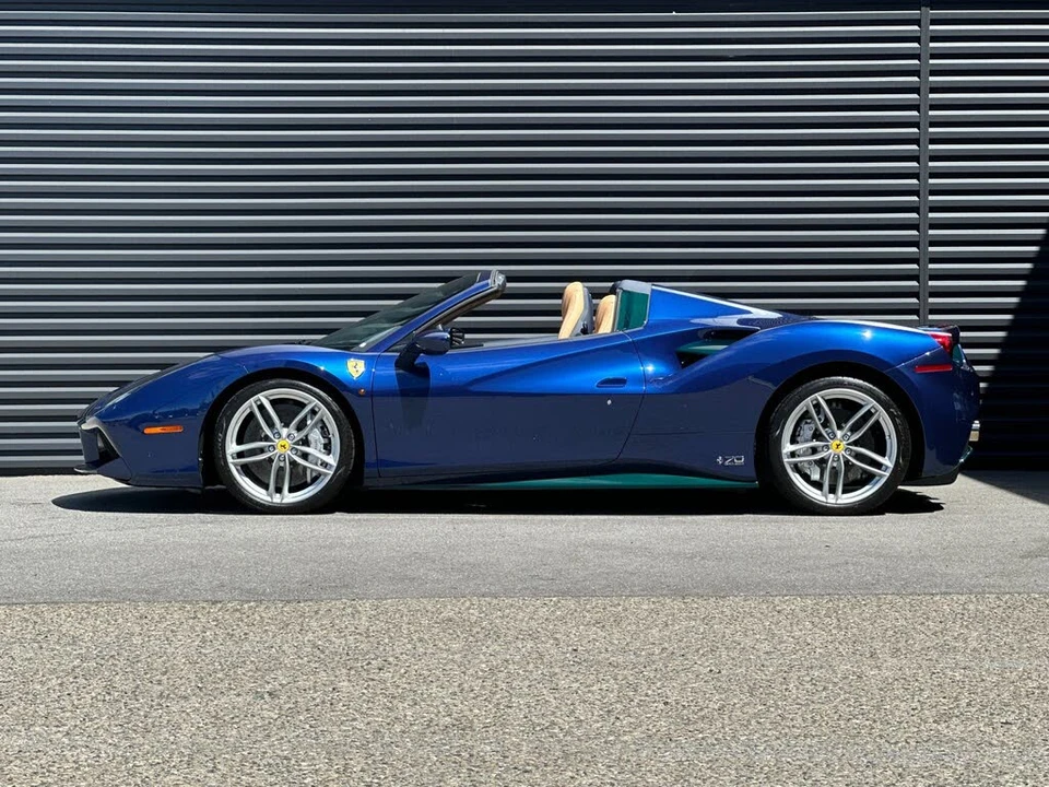 2017 Ferrari 488 Spider - Image 2 of 31