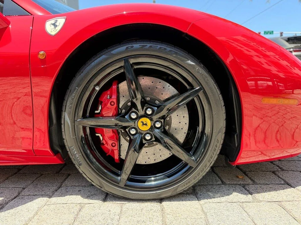 2017 Ferrari 488 Spider - Image 29 of 31