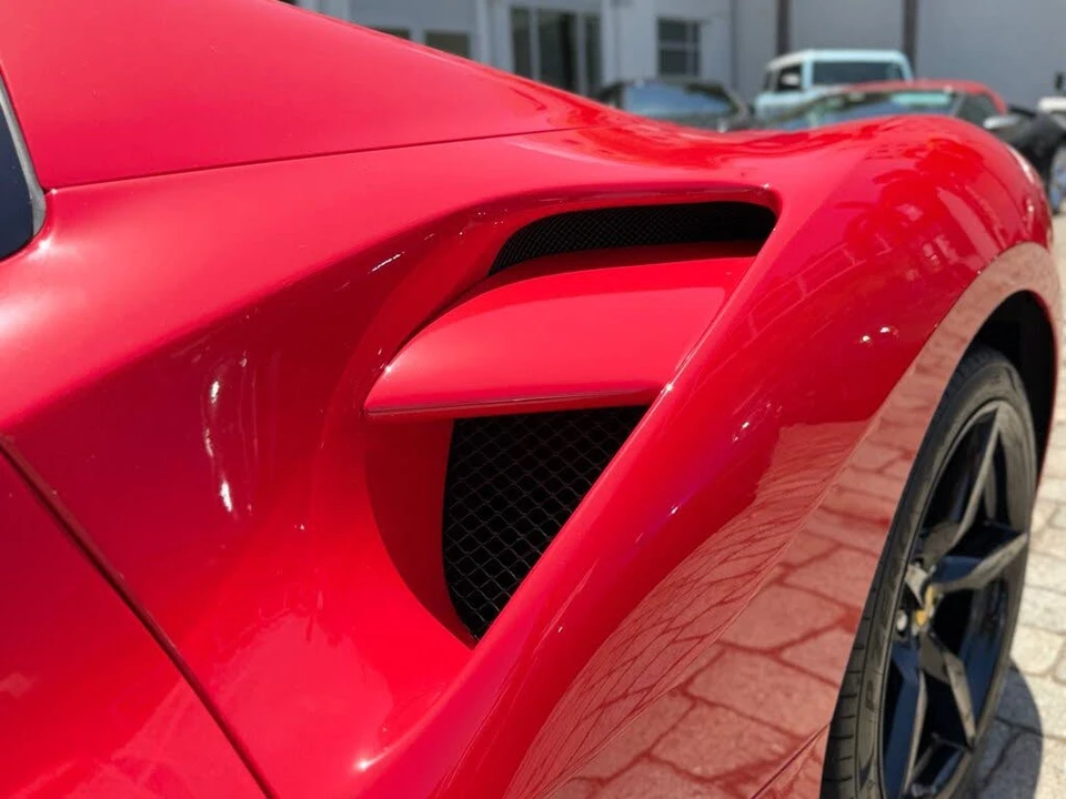 2017 Ferrari 488 Spider - Image 20 of 31