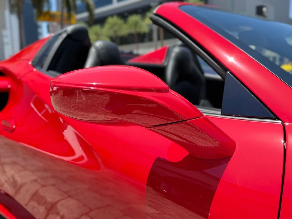 2017 Ferrari 488 Spider - Image 10 of 31