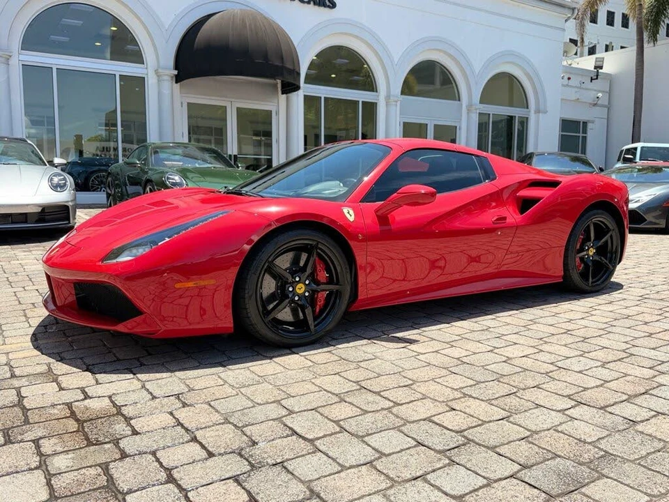 2017 Ferrari 488 Spider - Image 2 of 31