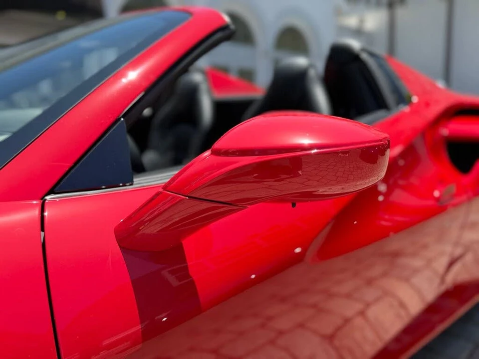 2017 Ferrari 488 Spider - Image 21 of 31
