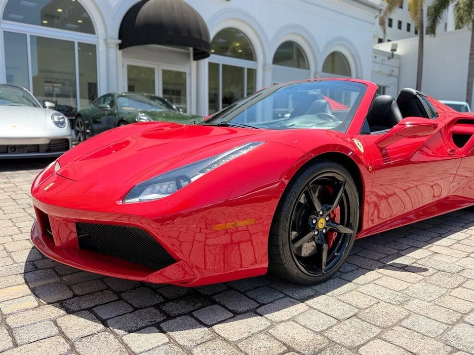 2017 Ferrari 488 Spider - Image 3 of 31
