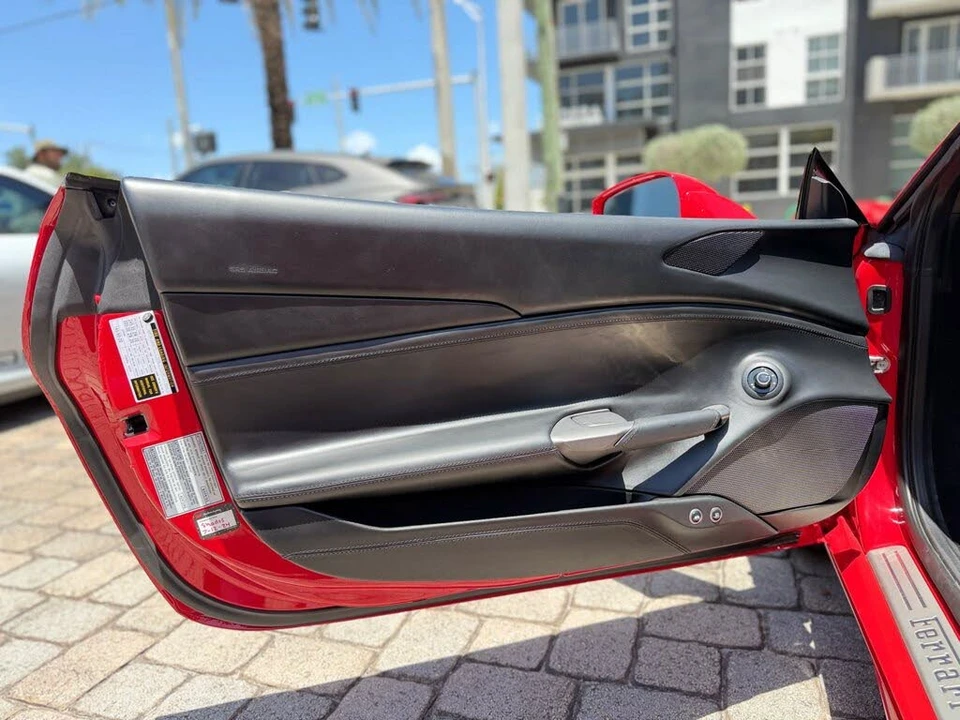 2017 Ferrari 488 Spider - Image 31 of 31