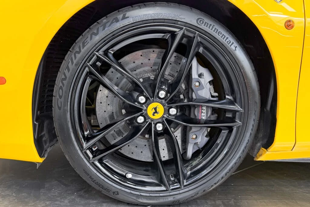 2017 Ferrari 488 Spider - Image 10 of 31