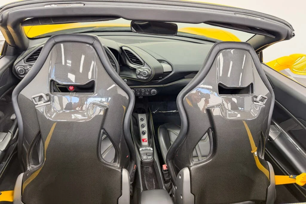 2017 Ferrari 488 Spider - Image 16 of 31